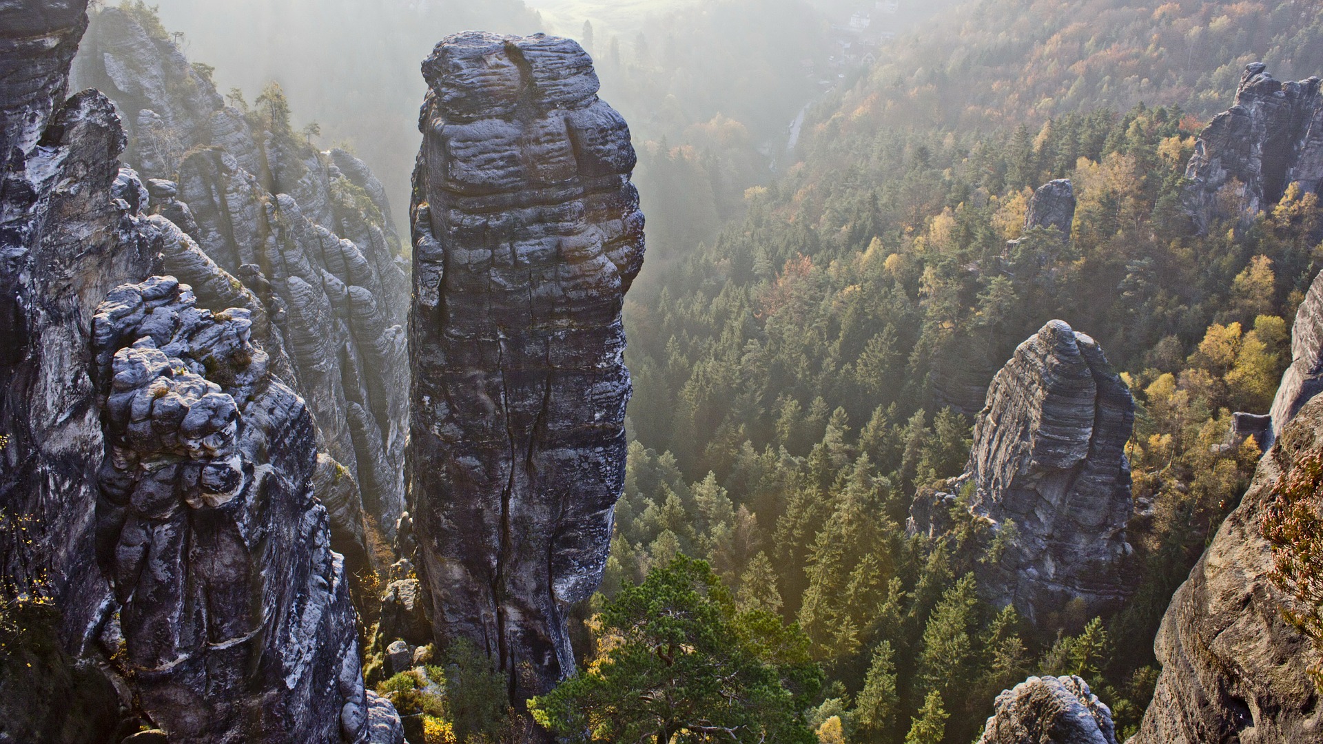 Sandsteinfelsen im Elbsandsteingebirge