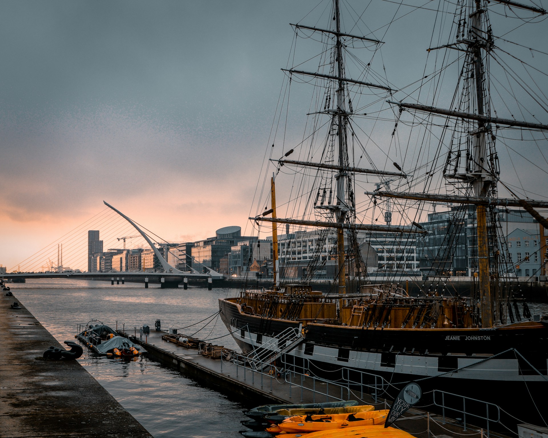 Städtereise und Wandern in und um Dublin